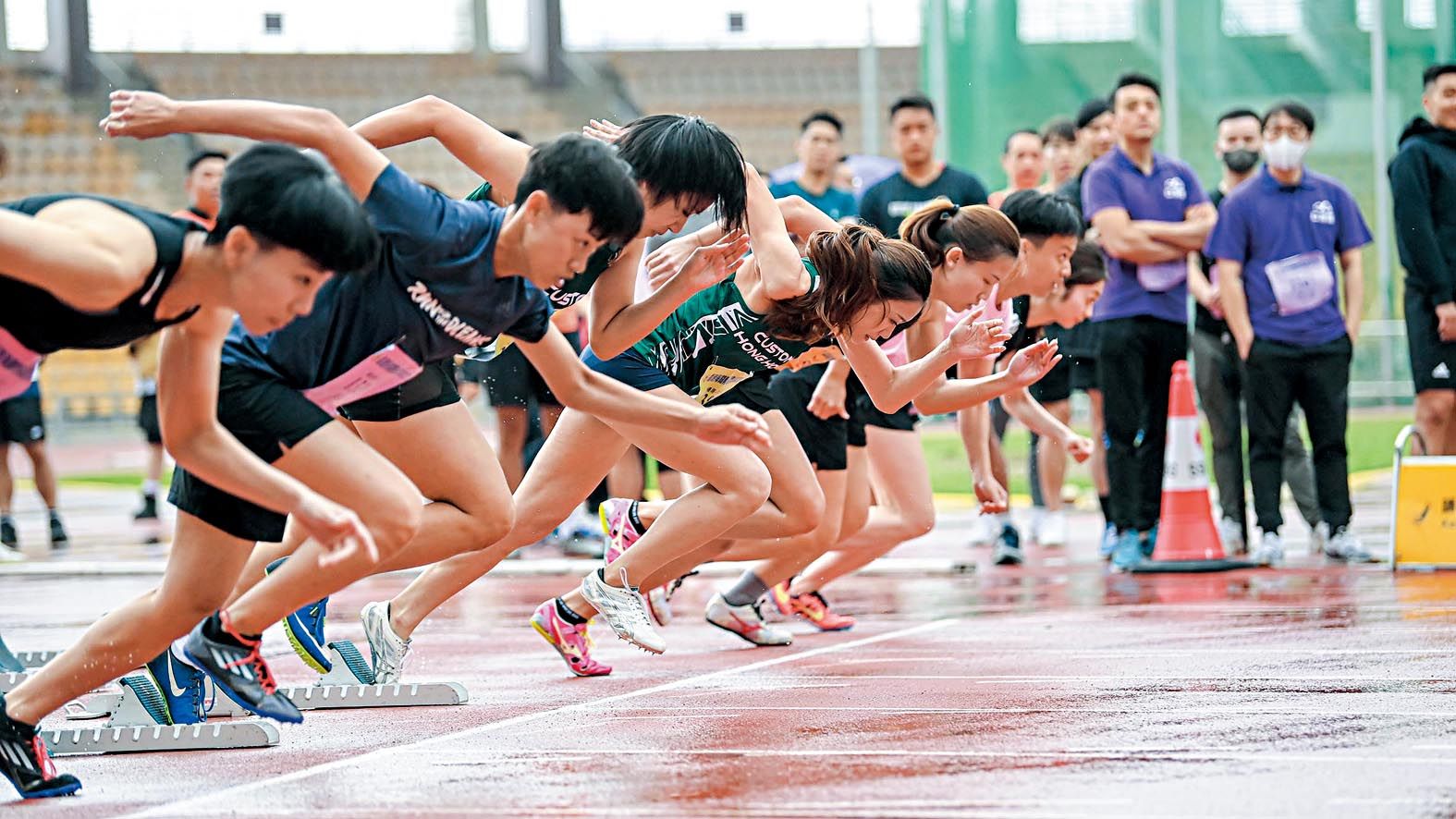 相隔五年，各健兒終可在田徑場上一較高下。