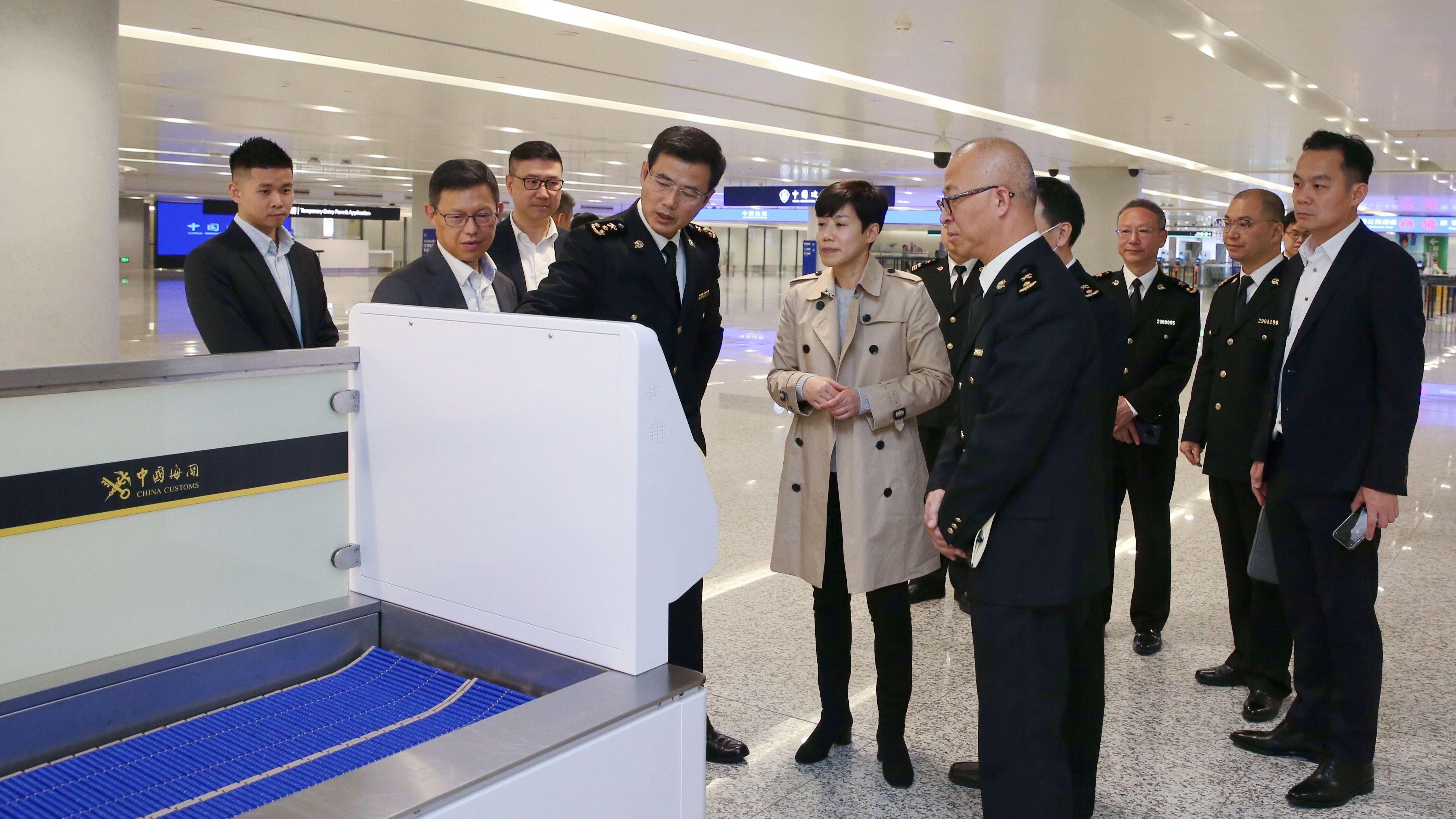 Commissioner visits Hangzhou and Shanghai Customs 