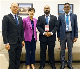 The Commissioner of Customs and Excise, Ms Louise Ho (second left), has an exchange with the Commissioner General of the Maldives Customs Service, Mr Yoosuf Maaniu Mohamed (second right), during the 143rd/144th Sessions of the Customs Co-operation Council of the World Customs Organization.